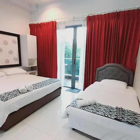 Bulan Guesthouse Imago Kota Kinabalu Exterior photo