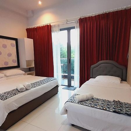Bulan Guesthouse Imago Kota Kinabalu Exterior photo